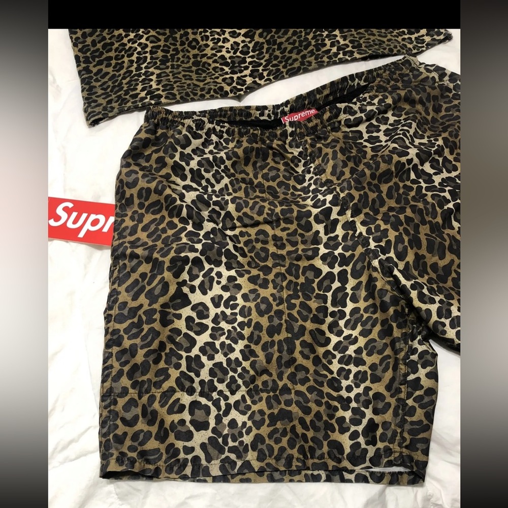 Supreme - Picture 7 of 11